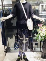 「レクトエムニ」　青を可愛く着る♪