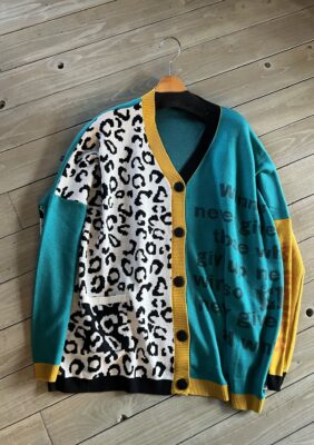 「トリトラ」カラフルだけどシンプルコーディネート