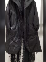 「LECTエムニ」モード系の新作コート 「LECTエムニ」モード系の新作コート