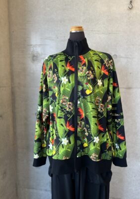 「トリトラ」落ち感アイテムでつくる大人のかっこよさ