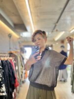 「トリトラ」サマーニットベスト着てみました(自撮り) 「トリトラ」サマーニットベスト着てみました(自撮り)