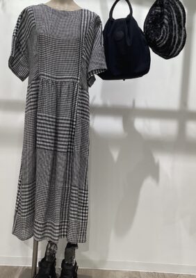 「LECTエムニ」夏の旅行に1枚で